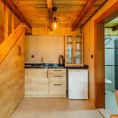 Unique And Peaceful Bungalow House On Riverside Holiday home *