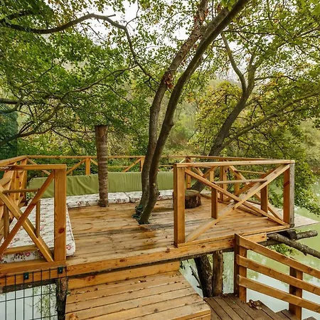 Unique And Peaceful Bungalow House On Riverside *