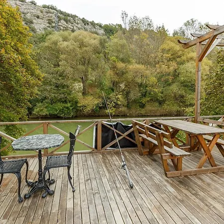 Unique And Peaceful Bungalow House On Riverside Holiday home