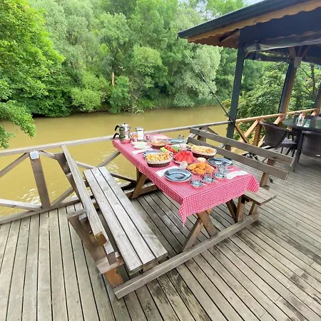 Holiday home Unique And Peaceful Bungalow House On Riverside Sile