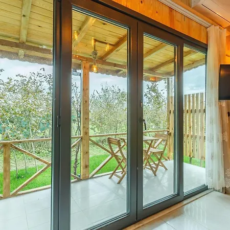 Unique And Peaceful Bungalow House On Riverside Ağva